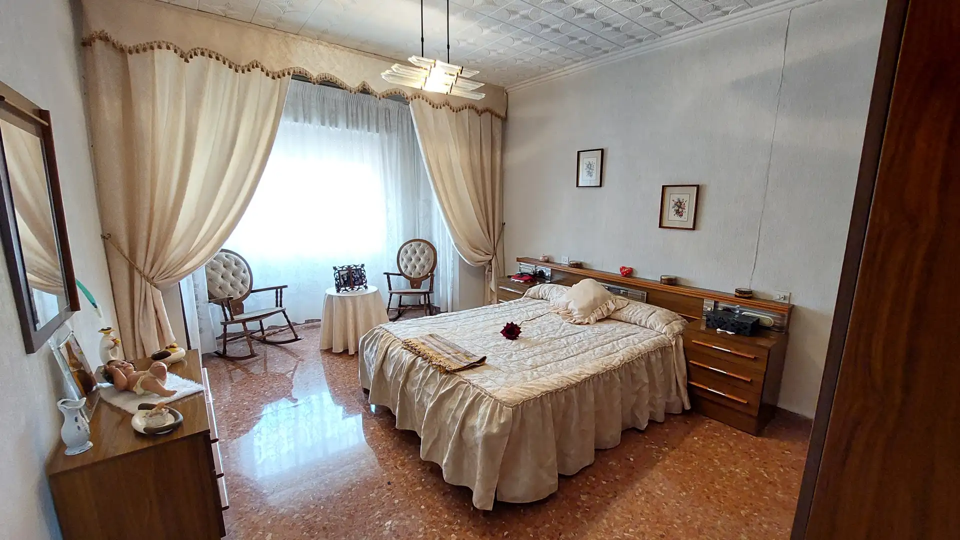 Habitación de Casa adosada en venta en Murcia con Terraza, Amueblado y Alarma