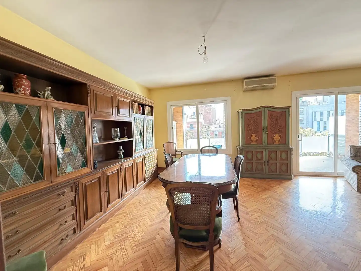 Appartamento con terrazza in vendita a Carrer CORTS CATALANES, imagen 4