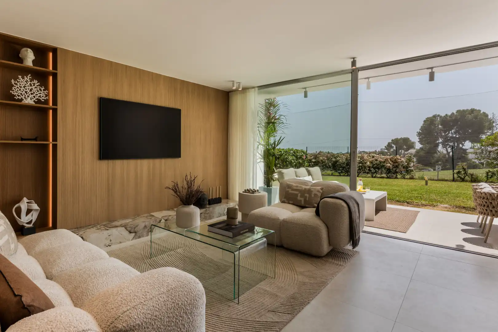 Living room of Ground floor for sale in Nueva Andalucía