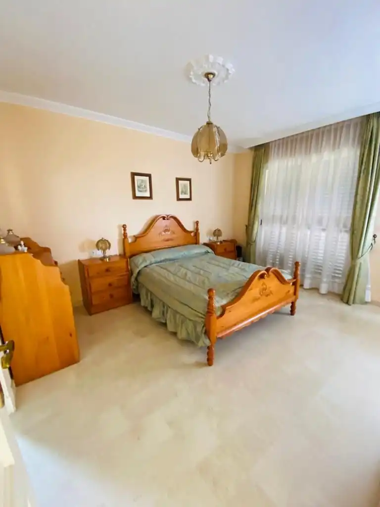 Habitación de Casa o chalet de alquiler en Algeciras con Jardín privado, Terraza y Piscina