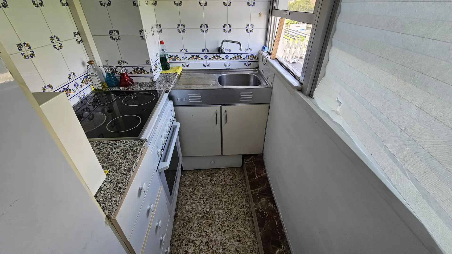 Küche von Wohnung zum Verkauf in Benidorm mit Möbliert