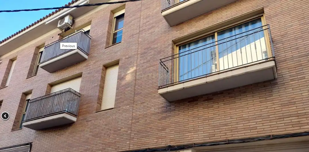 Außenansicht von Wohnungen zum Verkauf in Sallent mit Klimaanlage und Balkon