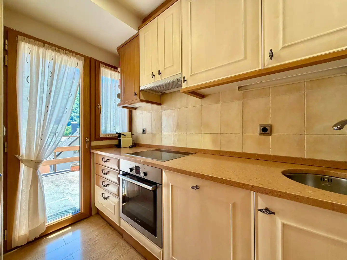 Cuina de Casa o xalet en venda en Bossòst amb Calefacció, Parquet i Terrassa