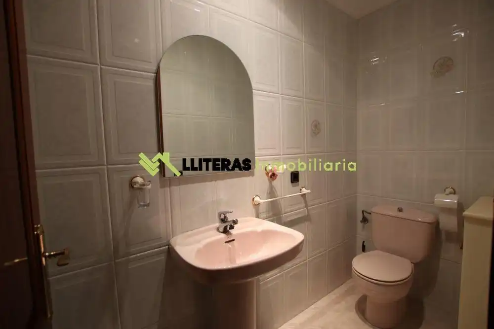 Badezimmer von Haus oder Chalet zum Verkauf in Inca mit Klimaanlage, Heizung und Privatgarten