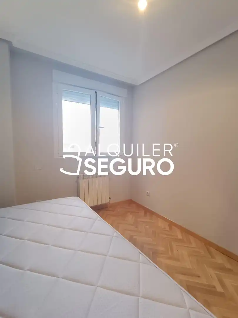 Bedroom of Flat for rent in Leganés  with Heating, Storage room and Furnished