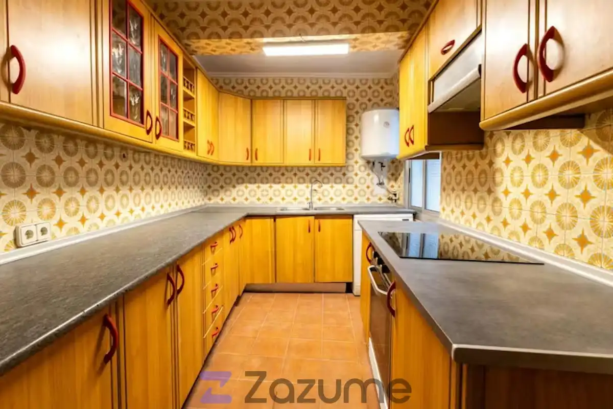 Cocina de Piso para compartir en Valencia con Calefacción, Amueblado y Horno