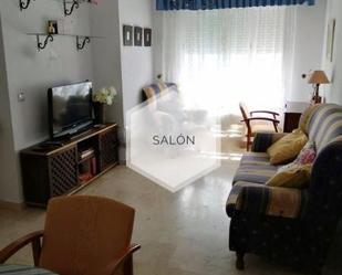 Sala d'estar de Apartament en venda en  Jaén Capital