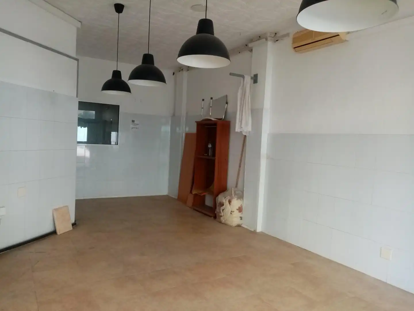 Locale commerciale in affitto a Estepona Pueblo, imagen 4