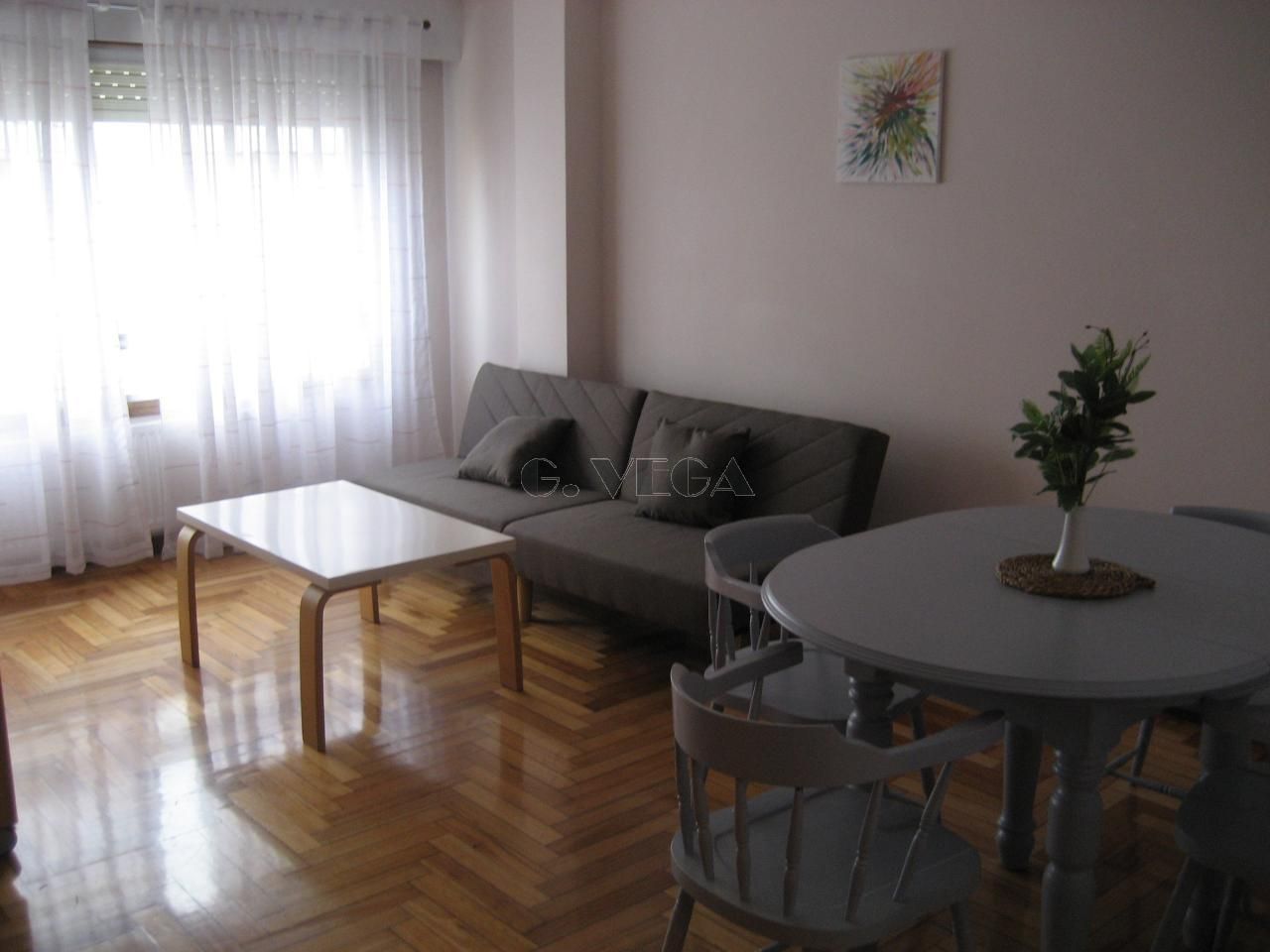 Apartament de lloguer a Pintor Laxeiro, 19, Praza Independencia, Centro Urbano