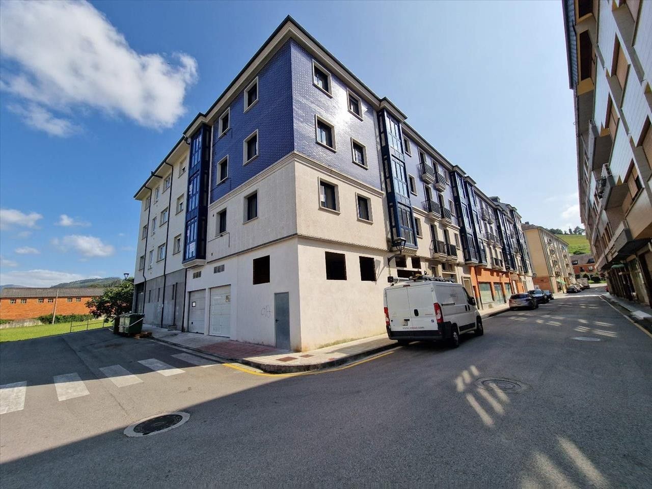 Vista exterior de Apartament en venda en Vegadeo amb Parquet i Traster