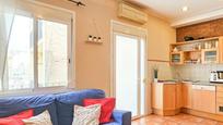 Living room of Flat for sale in  Barcelona Capital  with Air Conditioner, Heating and Balcony