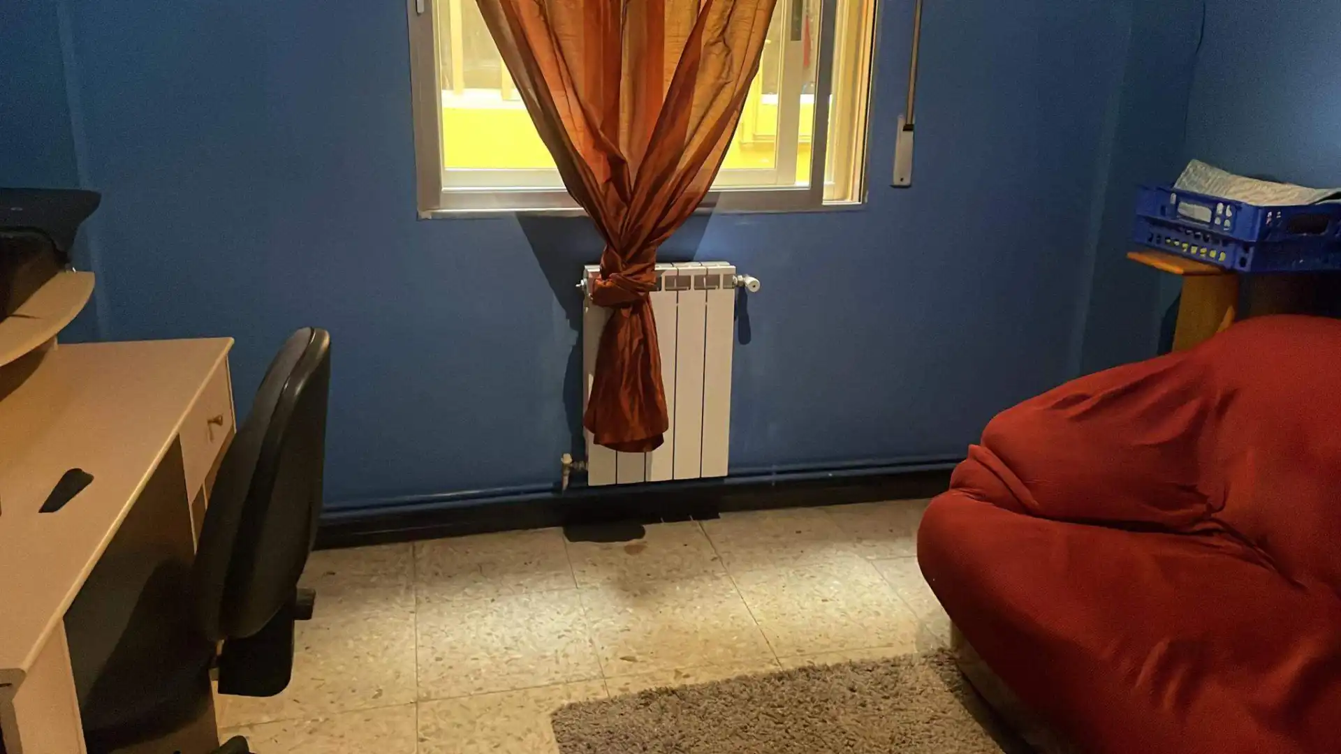 Sala d'estar de Pis de lloguer en Pontevedra Capital  amb Calefacció, Parquet i Terrassa