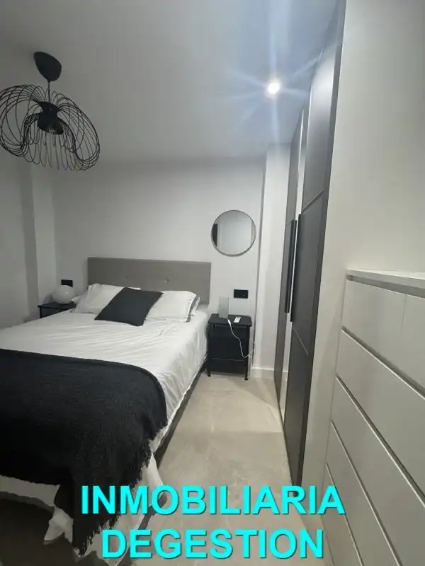 Habitación de Piso de alquiler en Linares con Aire acondicionado, Calefacción y Amueblado