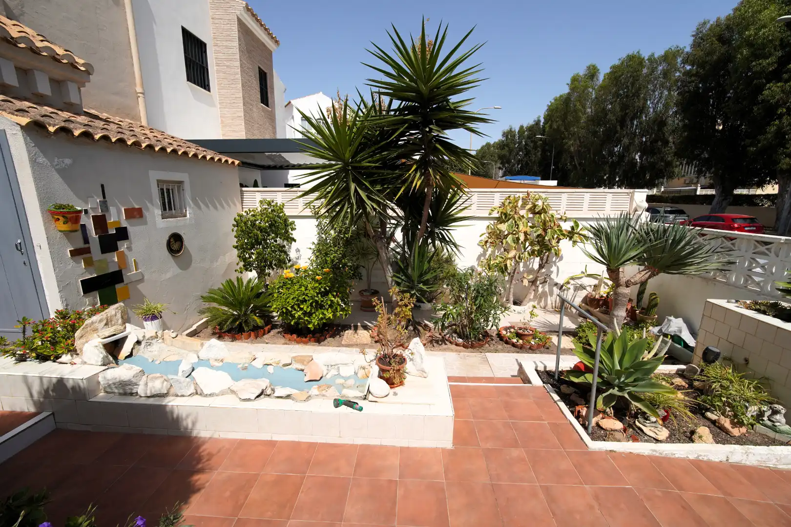 Jardí de Casa adosada en venda en Roquetas de Mar amb Jardí privat, Terrassa i Traster