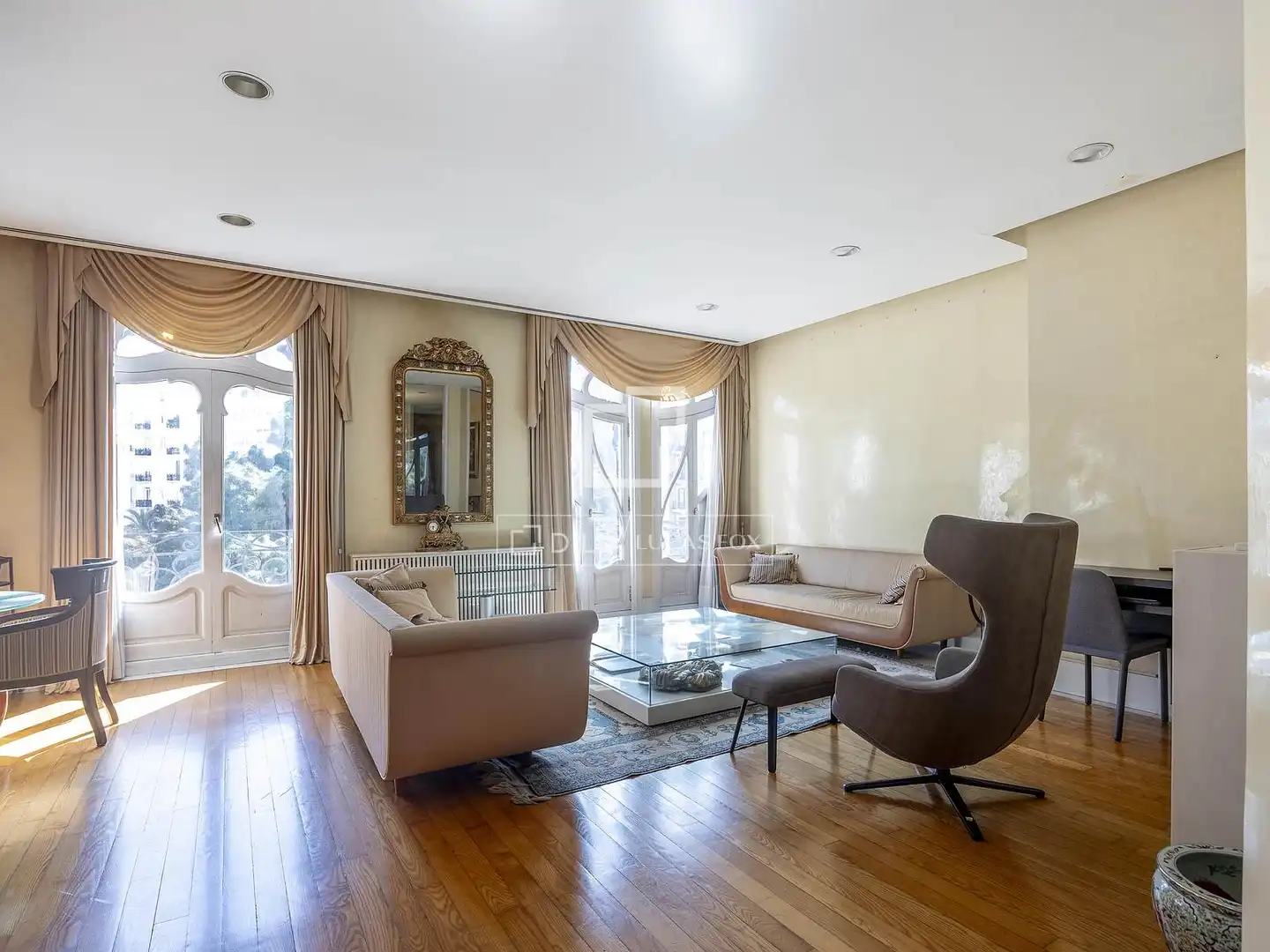 Appartamento con terrazza in vendita a L'Eixample, imagen 3