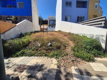 Terreno residenziale in vendita a Calle Rosalía de Castro