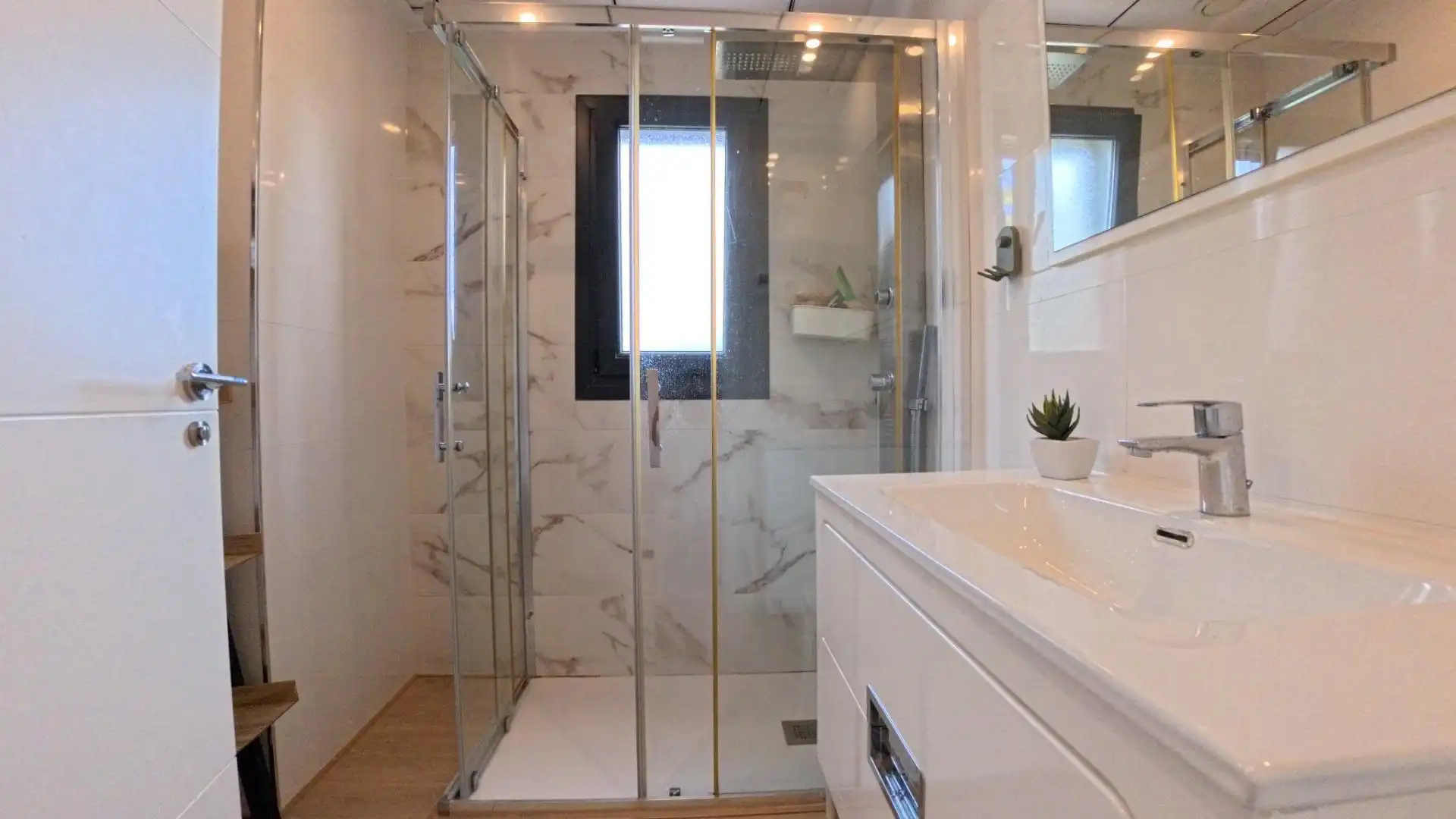 Badezimmer von Erdgeschoss zum Verkauf in La Alberca