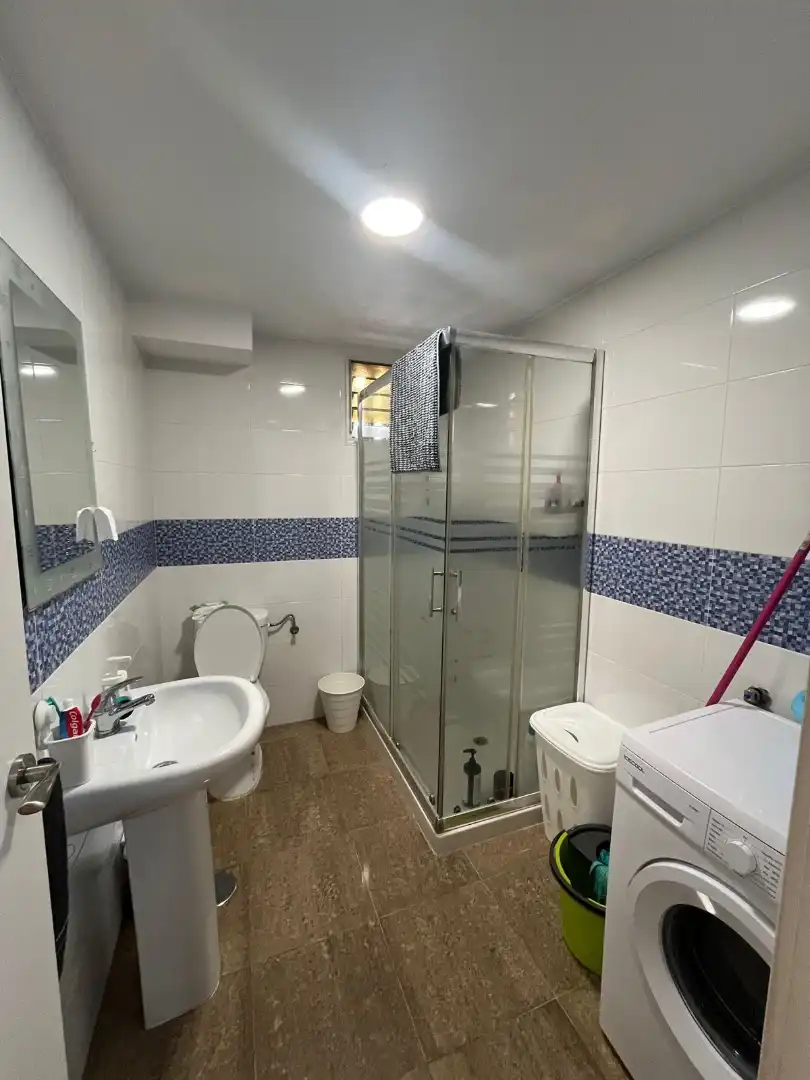 Baño de Piso de alquiler en Jerez de la Frontera con Aire acondicionado, Amueblado y Lavadora
