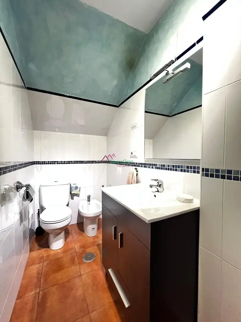 Badezimmer von Maisonette zum Verkauf in Ubrique mit Klimaanlage