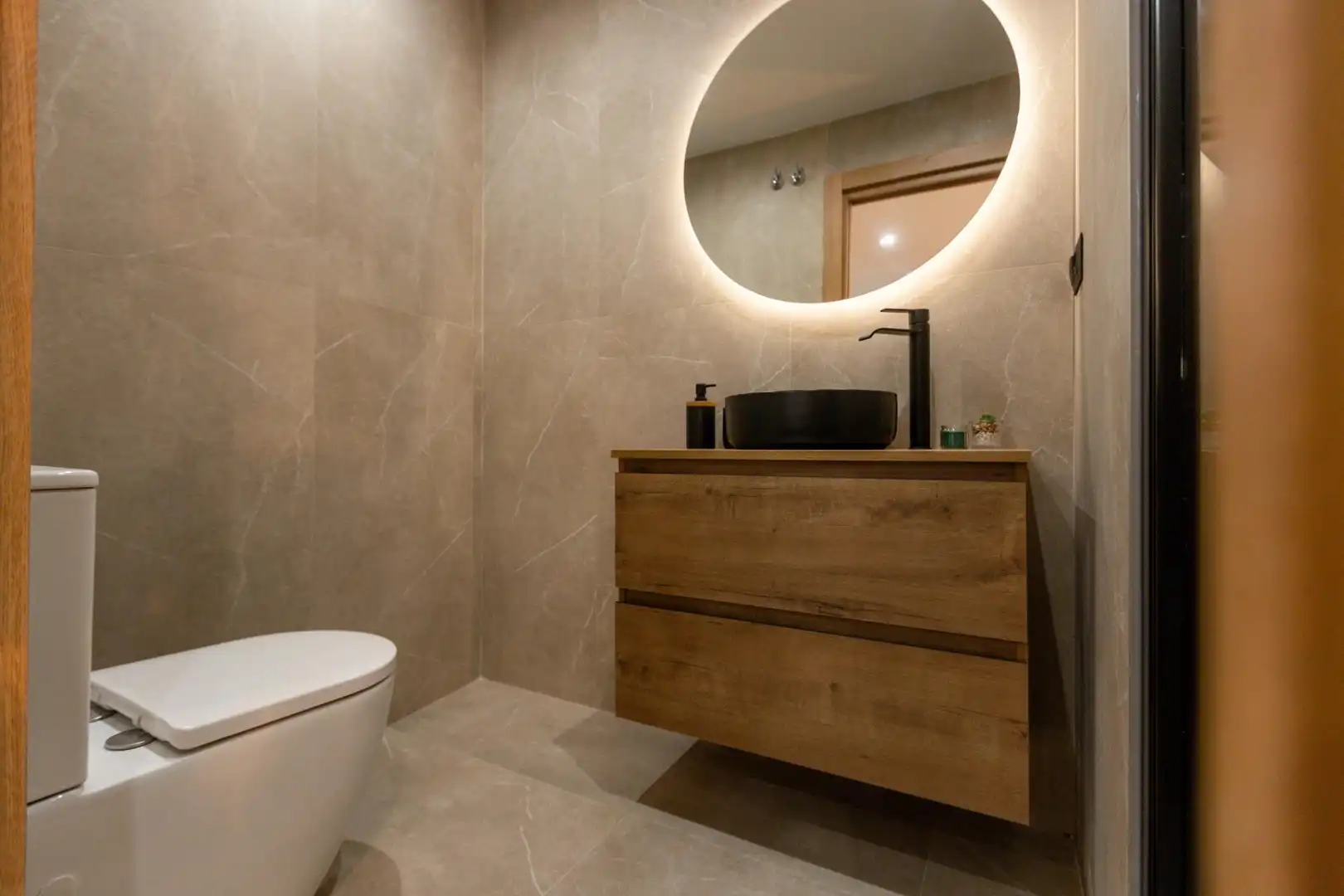 Bathroom of Lofts for sale in Granada  with Air Conditioner, Heating and Alarm