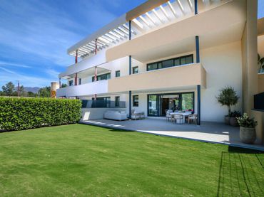 Rez-de-chaussée avec piscine à vendre à Casares Golf - Casares del Sol