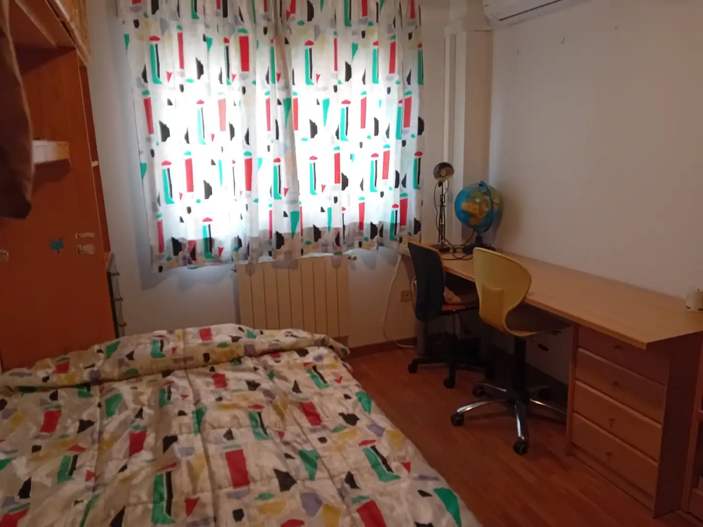 Dormitori de Casa o xalet en venda en Ciudad Real amb Aire condicionat, Calefacció i Terrassa