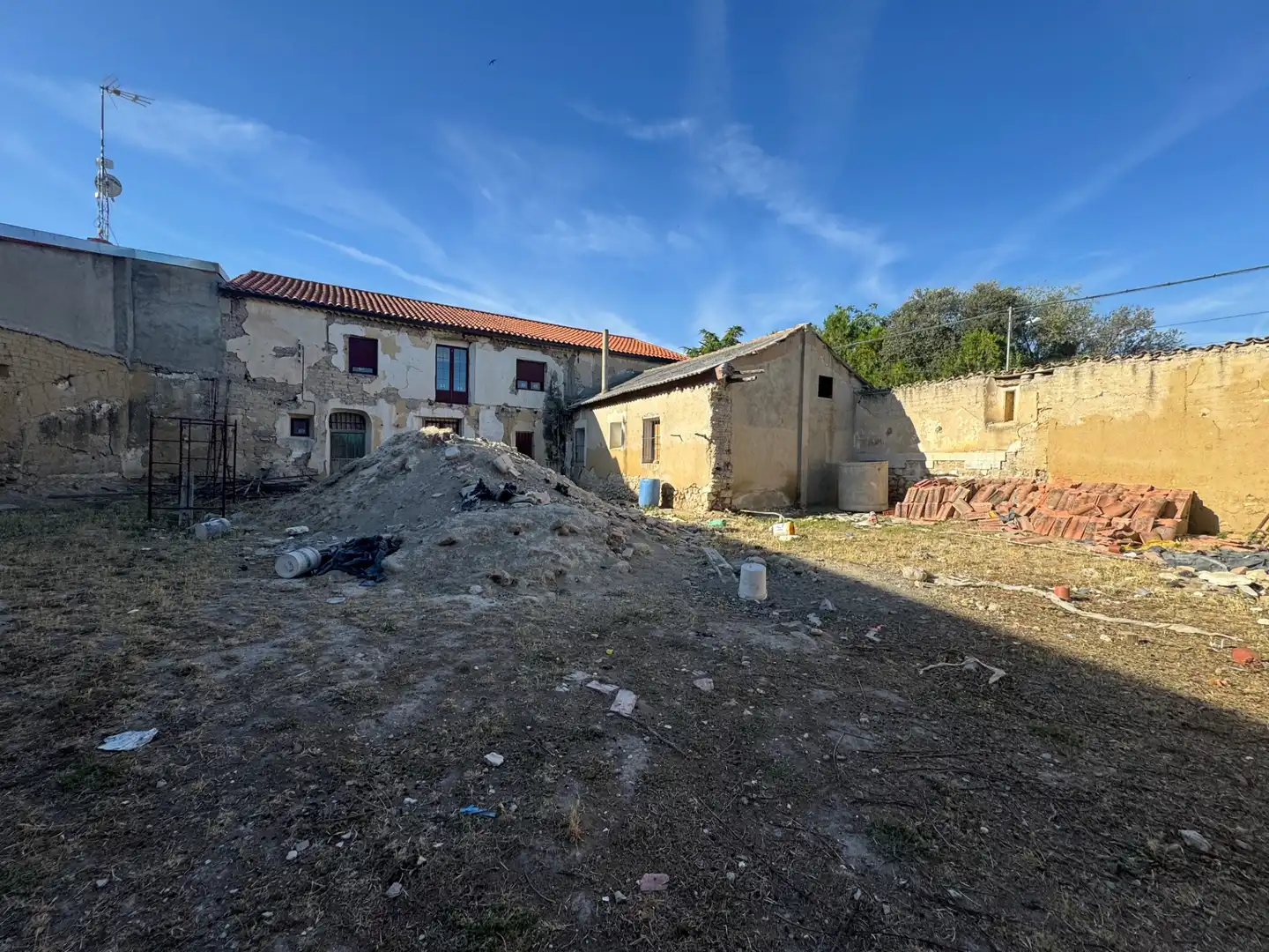 Finca rústica en venda en Olmos de Esgueva amb Jardí privat i Traster