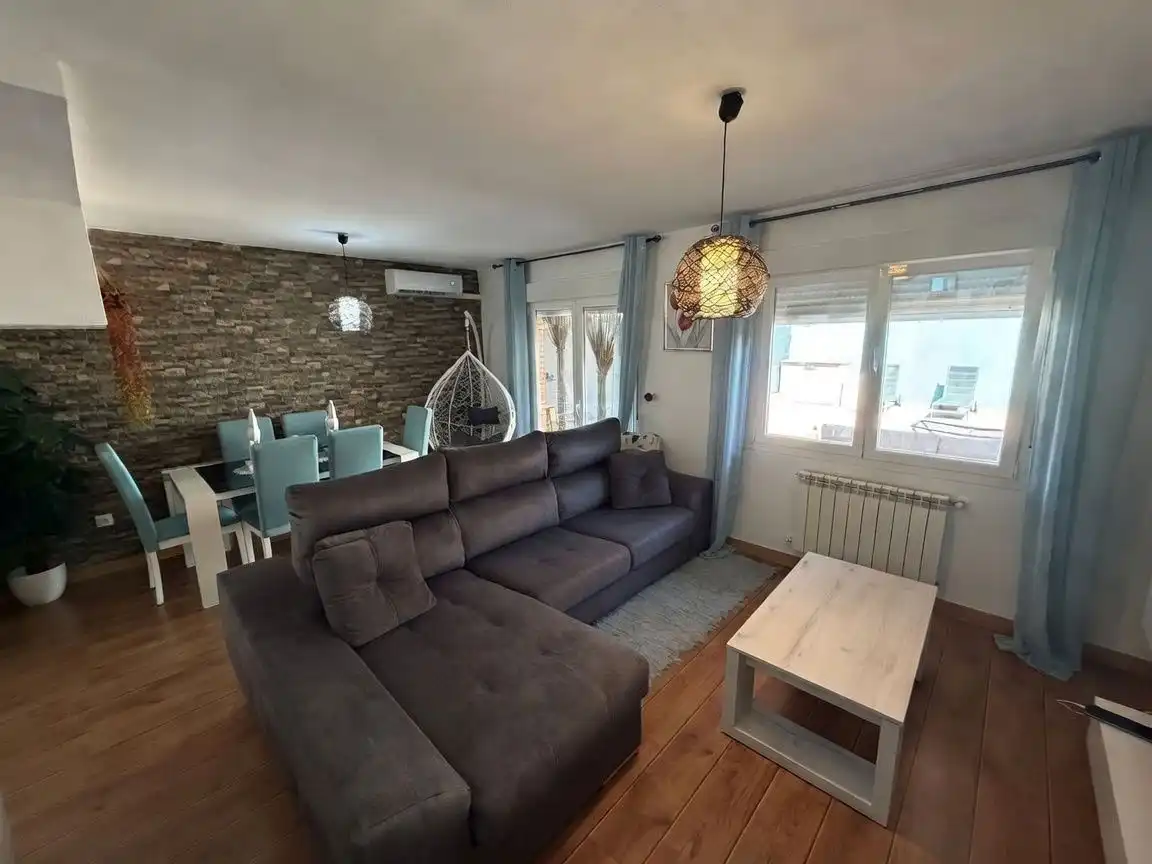 Sala d'estar de Casa o xalet en venda en Tórtola de Henares amb Calefacció i Terrassa