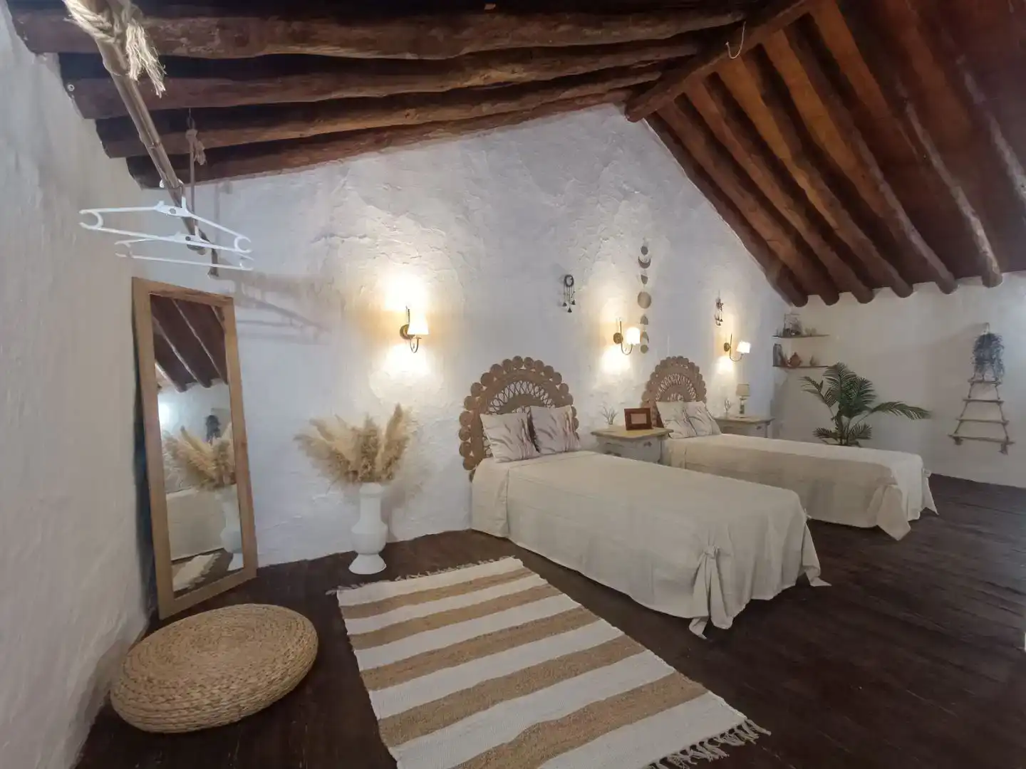 Habitación de Piso en venta en Montejaque con Amueblado