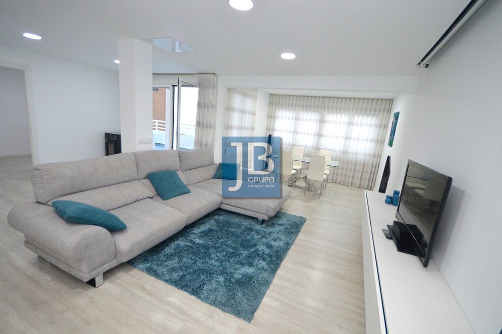 Living room of Attic to rent in Xàtiva  with Air Conditioner, Terrace and Furnished