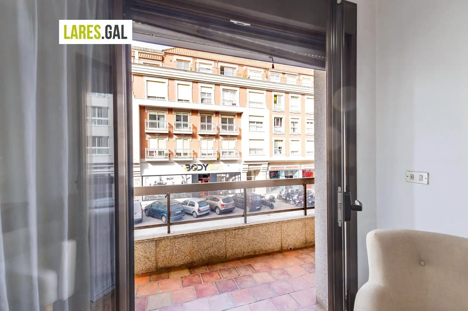 Vista exterior de Piso en venta en Cangas  con Calefacción, Terraza y Trastero