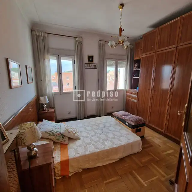 Bedroom of Flat for sale in Madrid  with Heating and Parquet flooring