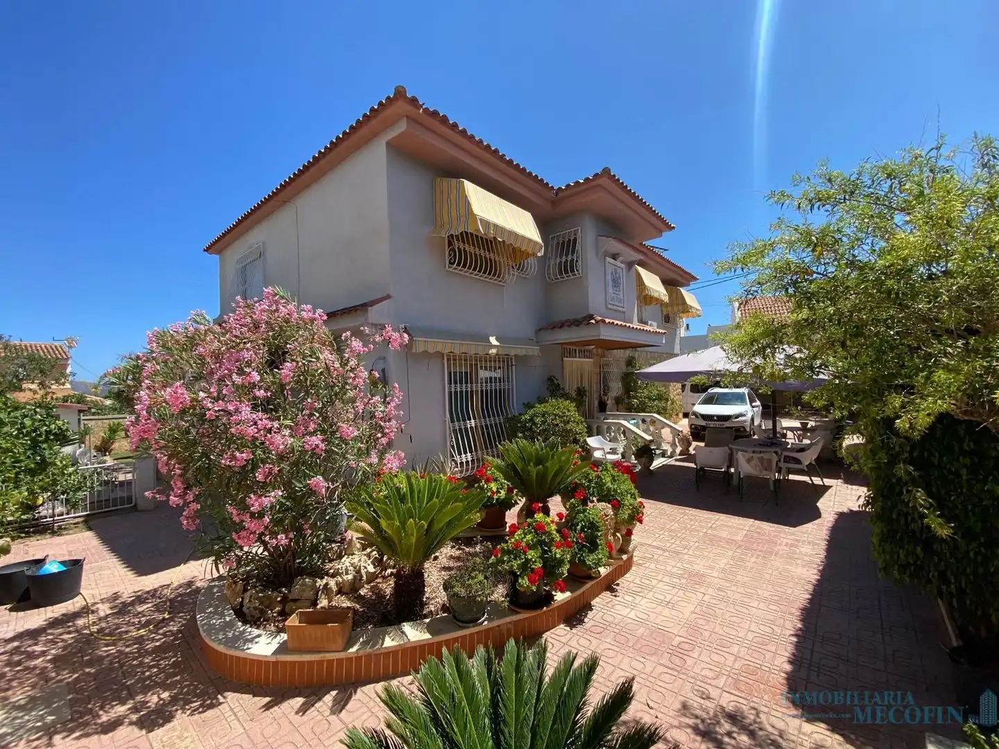 Vista exterior de Casa o chalet en venta en La Nucia con Terraza, Trastero y Piscina