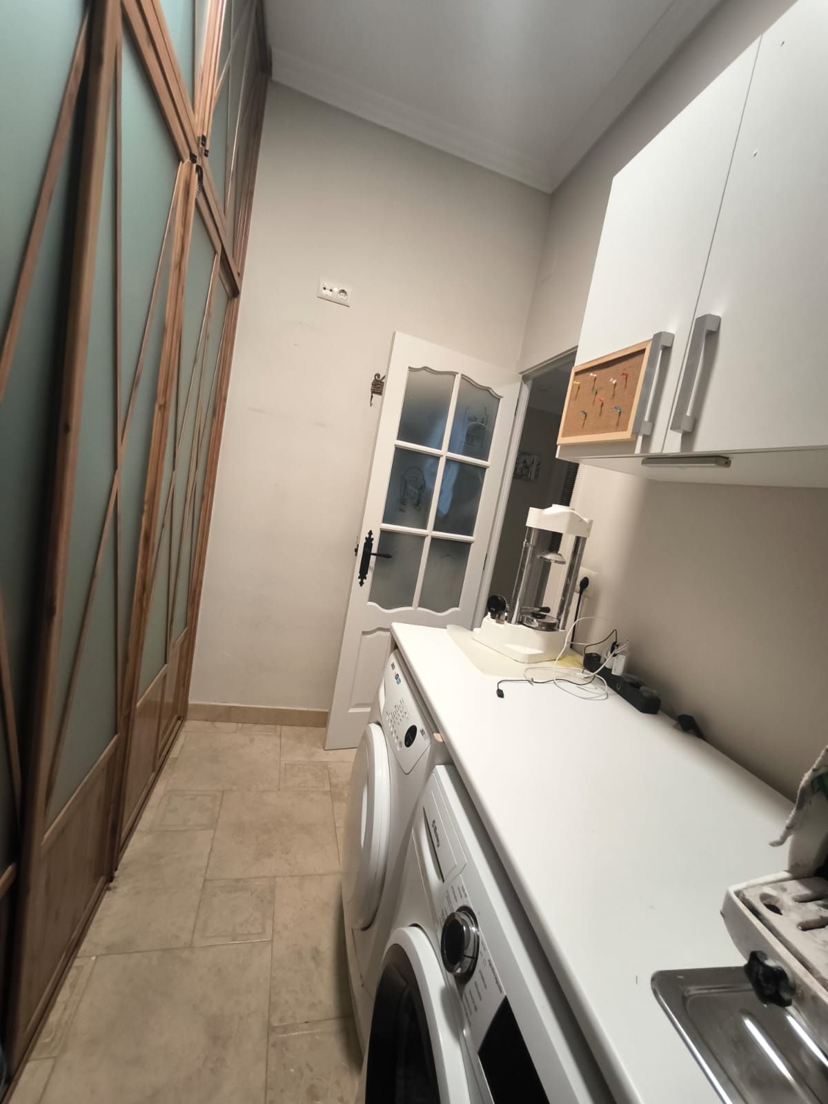 Kitchen of Flat for sale in  Sevilla Capital