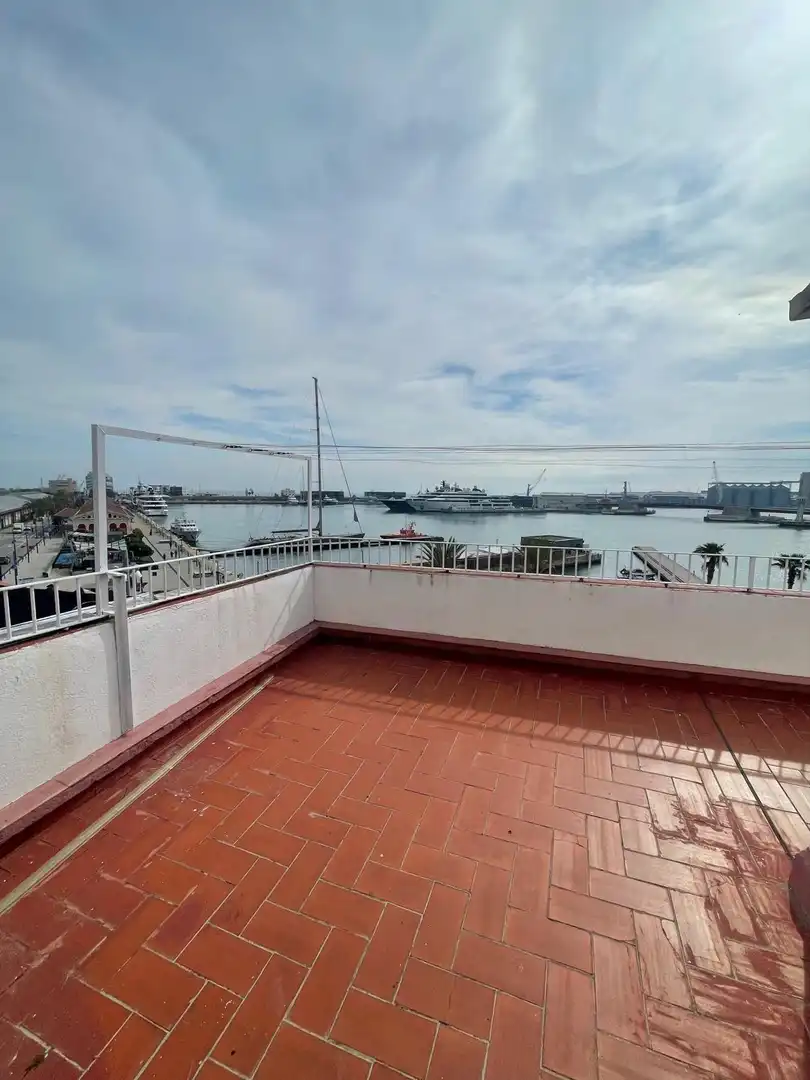 Terraza de Piso en venta en Tarragona con Trastero, Amueblado y Alarma