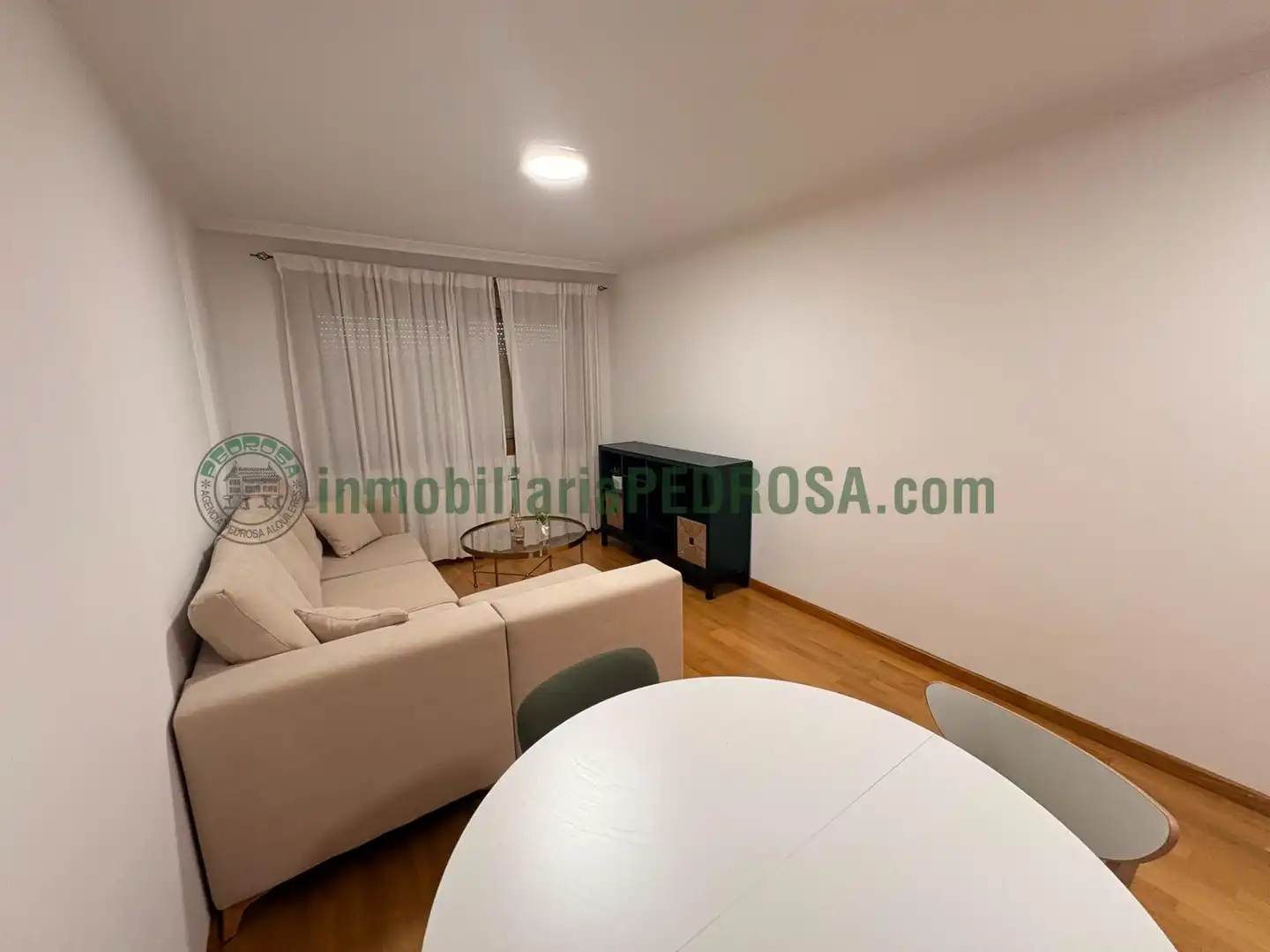 Sala de estar de Apartamento de alquiler en Pontevedra Capital  con Calefacción, Terraza y Trastero