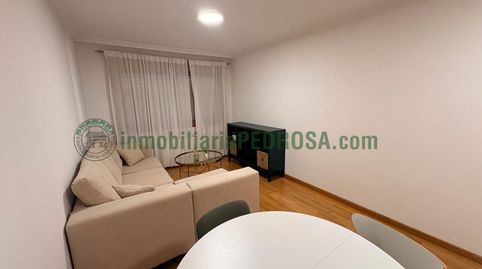 Foto 2 de Apartamento de alquiler en Calle Pintor Manuel Colmeiro, Zona Fernández Ladreda, Pontevedra Capital