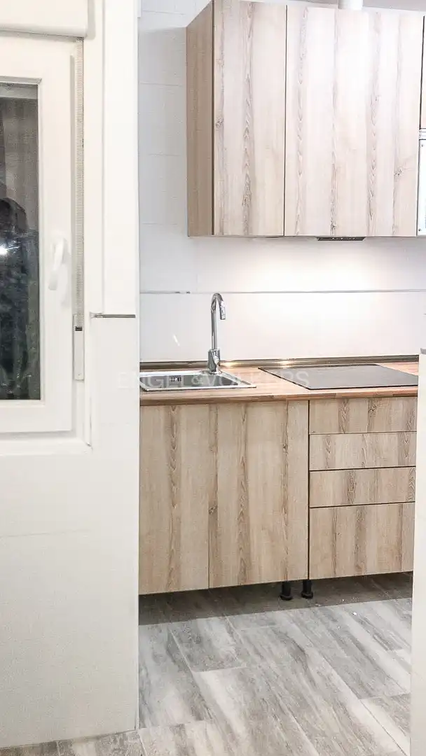 Cocina de Piso en venta en Barcelona con Aire acondicionado, Calefacción y Terraza