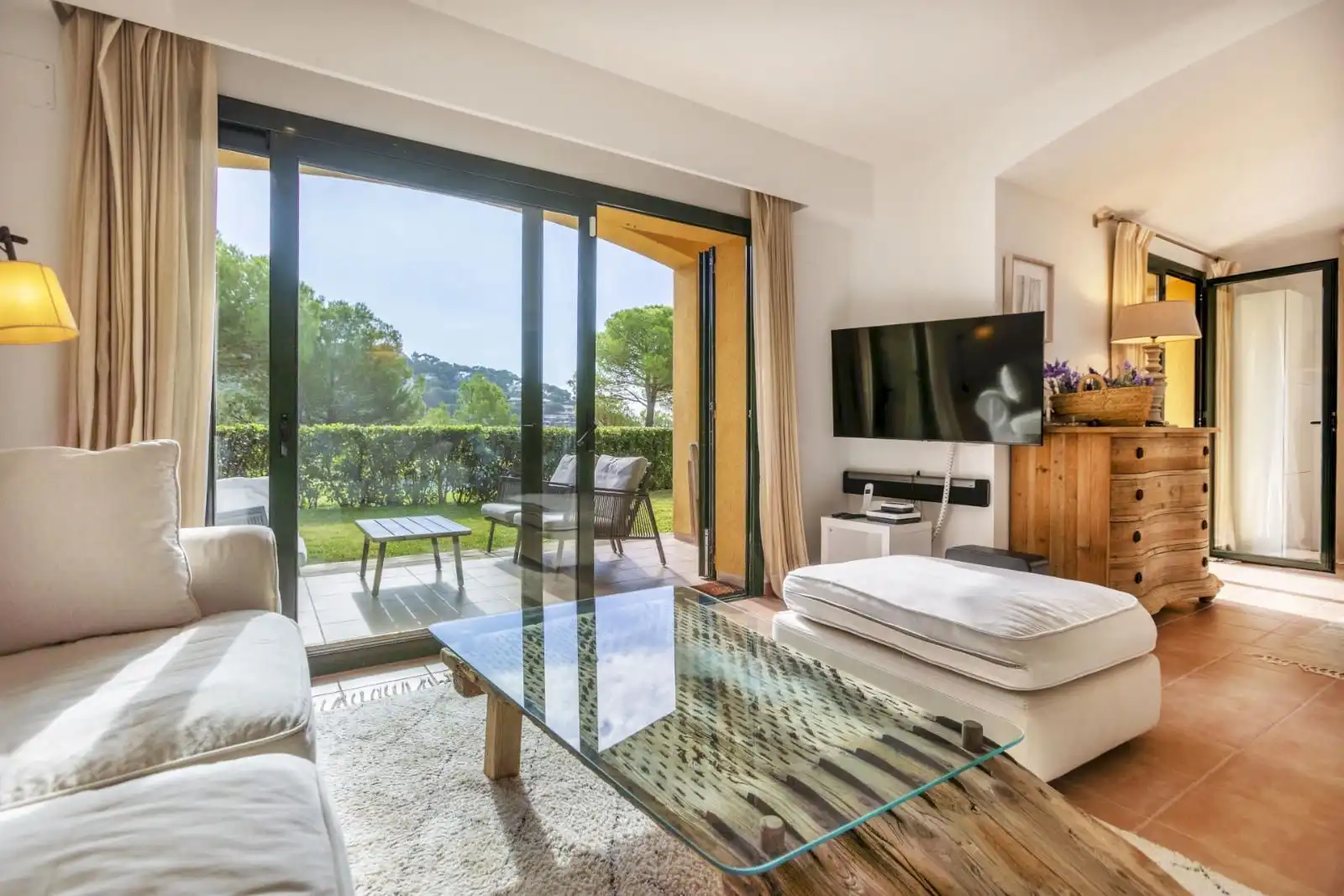 Sala d'estar de Casa o xalet en venda en Palafrugell amb Aire condicionat, Calefacció i Jardí privat