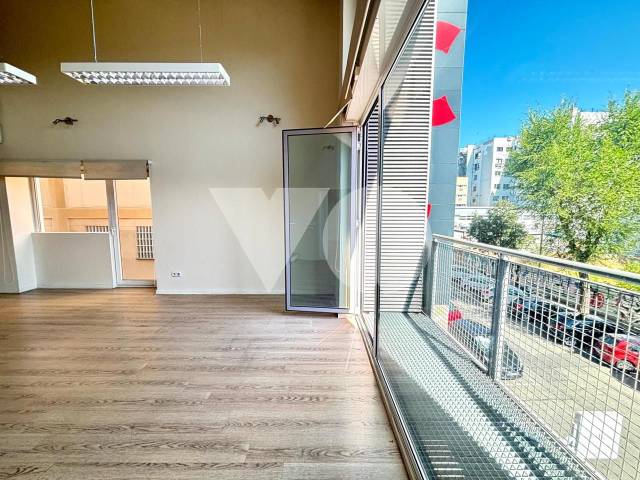 Oficina en Alquiler en julian camarillo en Simancas