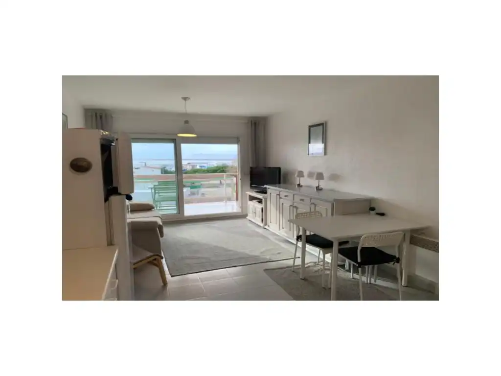 Piso con ascensor en venta en Calle De Merce Rodoreda 1, imagen 3