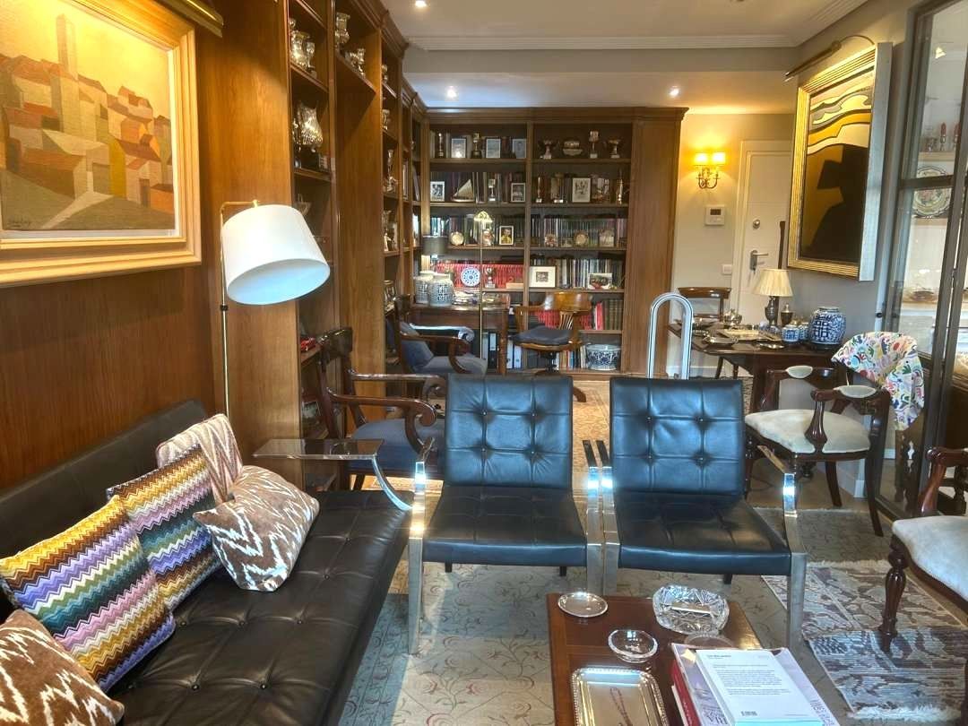 Sala d'estar de Pis en venda en Leioa amb Calefacció i Traster