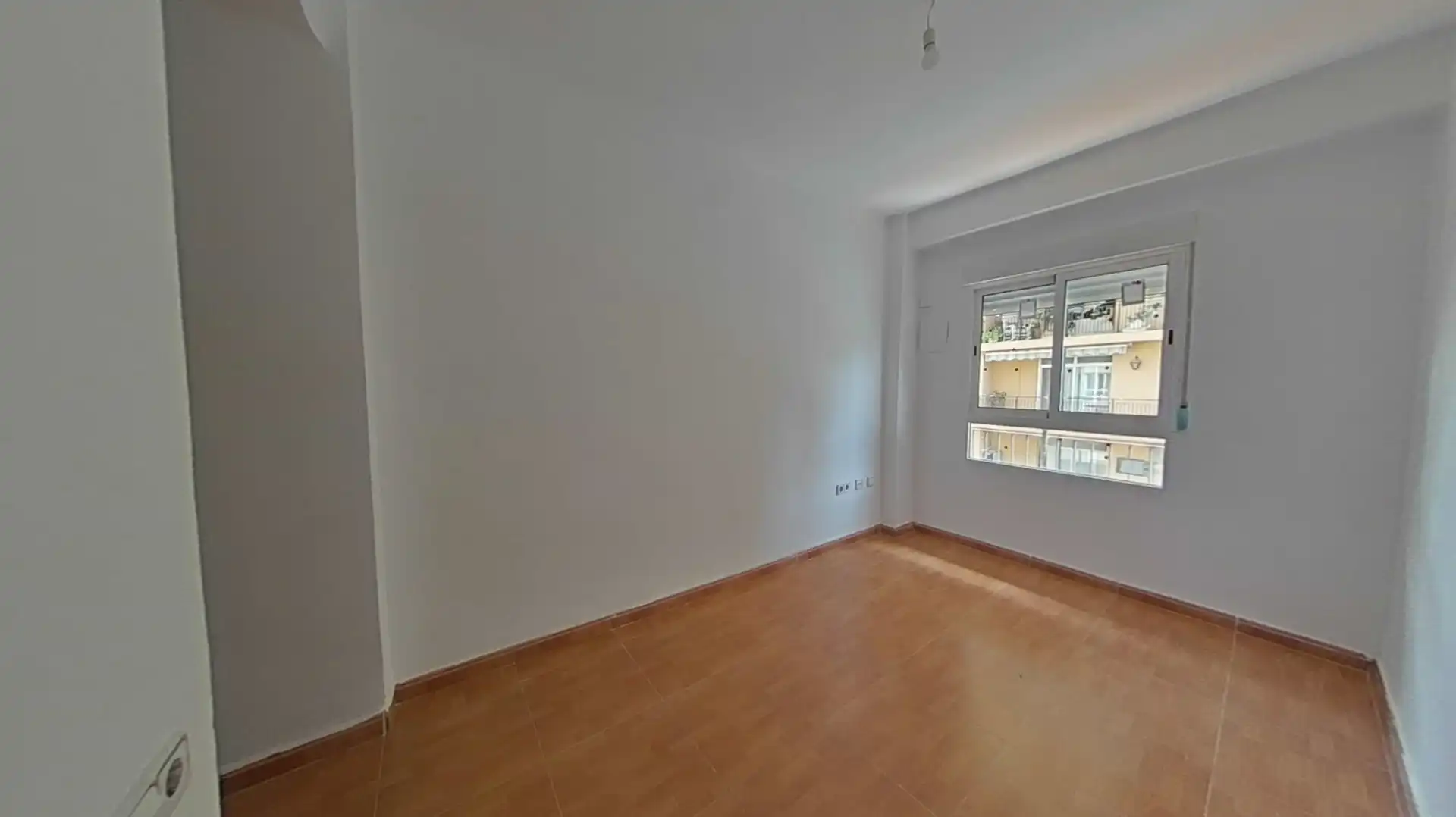 Habitación de Piso en venta en Valencia con Balcón
