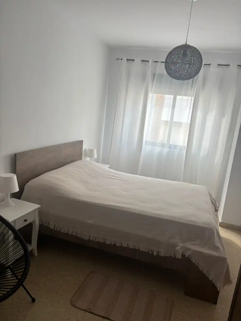 Schlafzimmer von Wohnung zur Miete in Sagunto / Sagunt mit Klimaanlage, Möbliert und Ofen