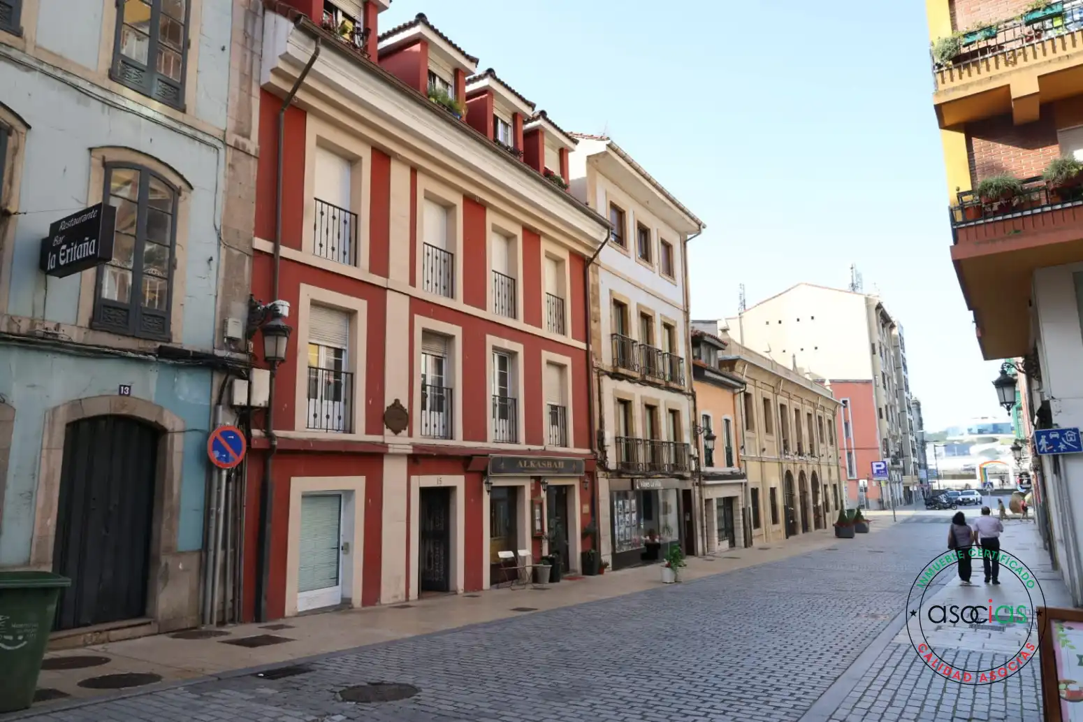 Vista exterior de Pis en venda en Avilés amb Calefacció i Parquet