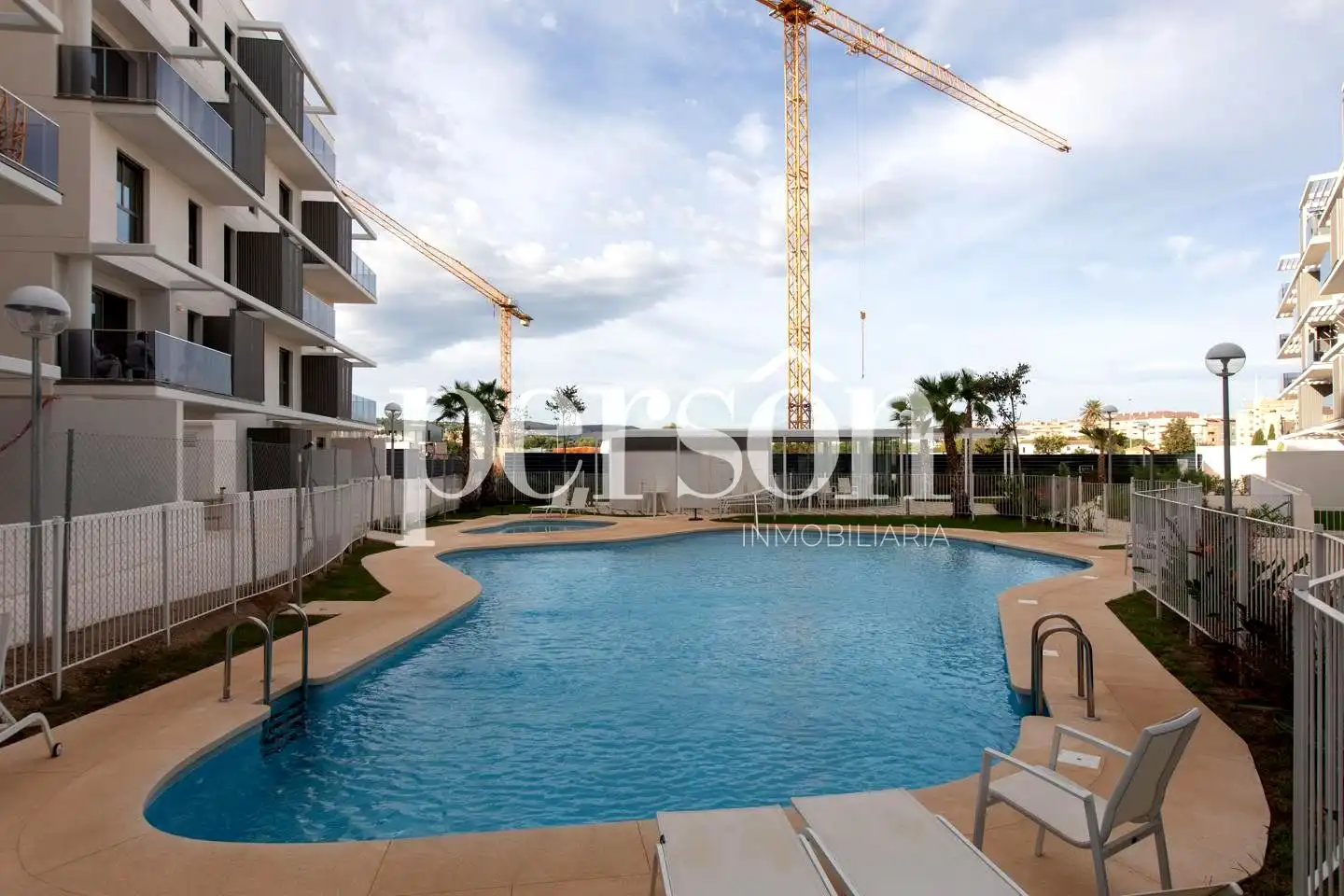 Piscina de Piso de alquiler en Dénia con Aire acondicionado, Terraza y Trastero