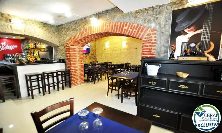 Business premises for sale in Carrer Joan Badosa 24 Bajos 24, imagen 7
