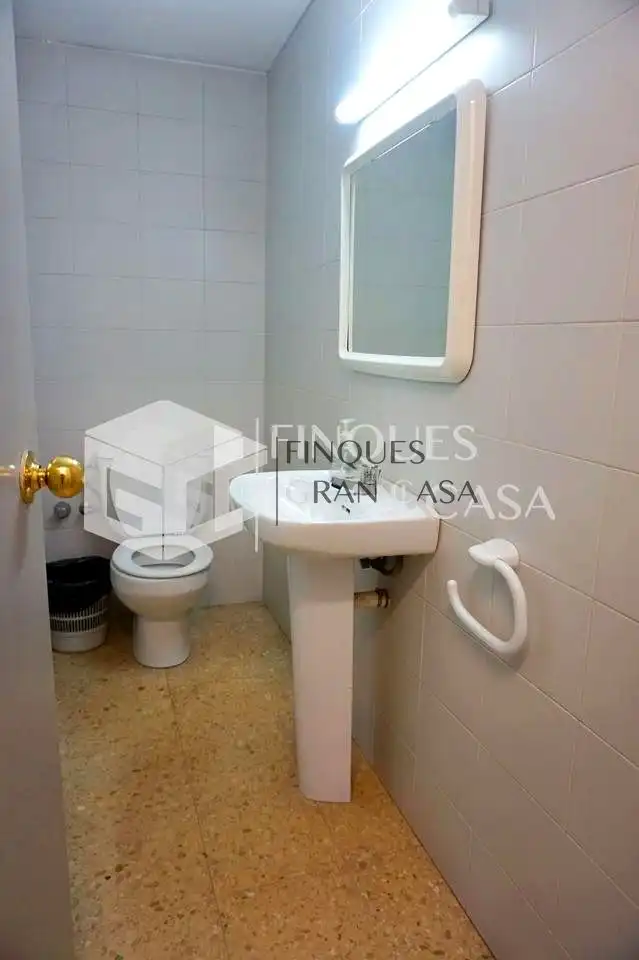 Local comercial de lloguer a De Maria Palau, imagen 12