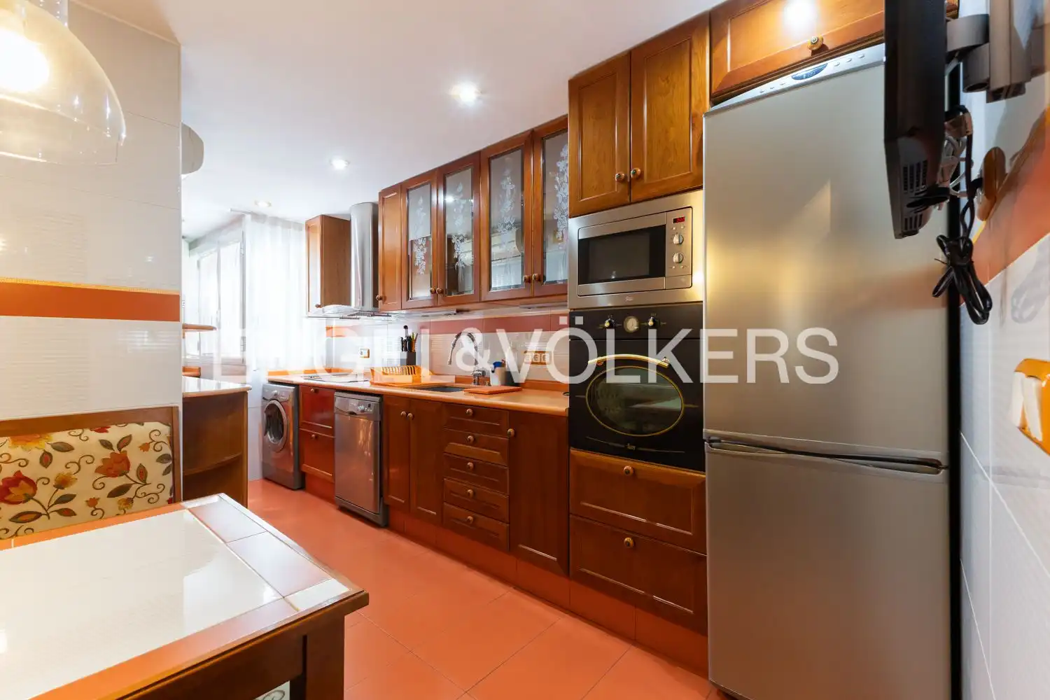 Kitchen of Flat for rent in Valencia  with Air Conditioner, Heating and Storage room
