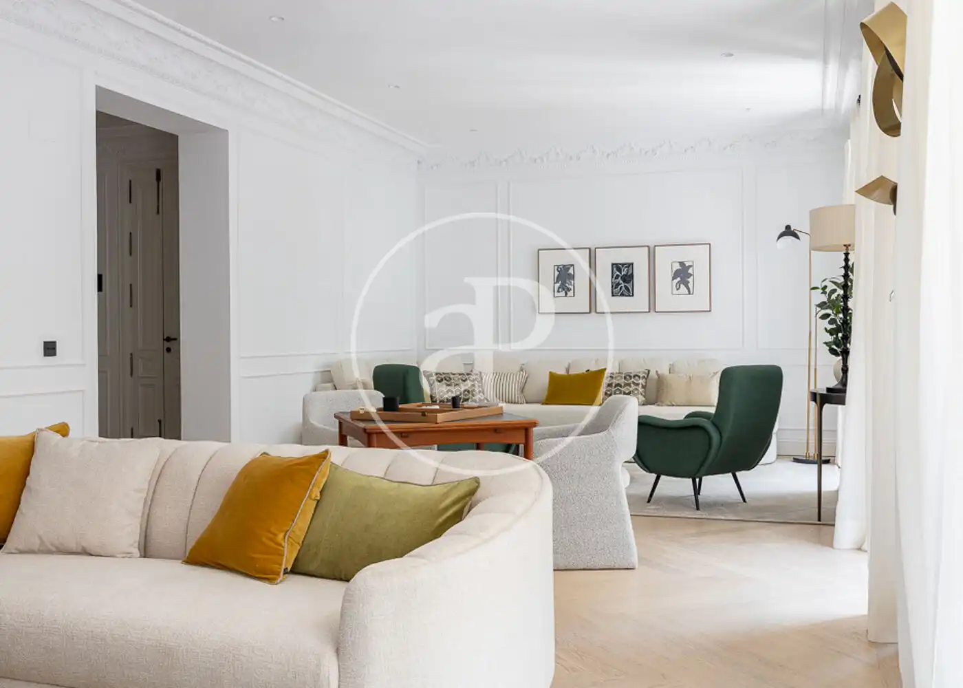 Sala d'estar de Pis en venda en Madrid amb Aire condicionat, Calefacció i Jardí privat